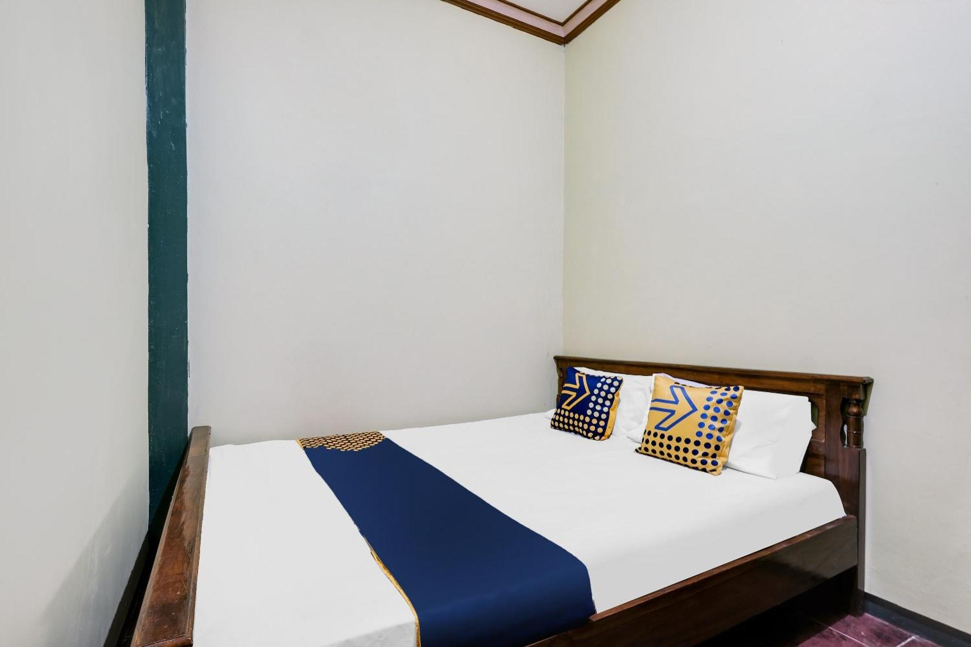 Spot On 92068 Pudja Kesuma Homestay Syariah Yogyakarta Pedes Exterior foto