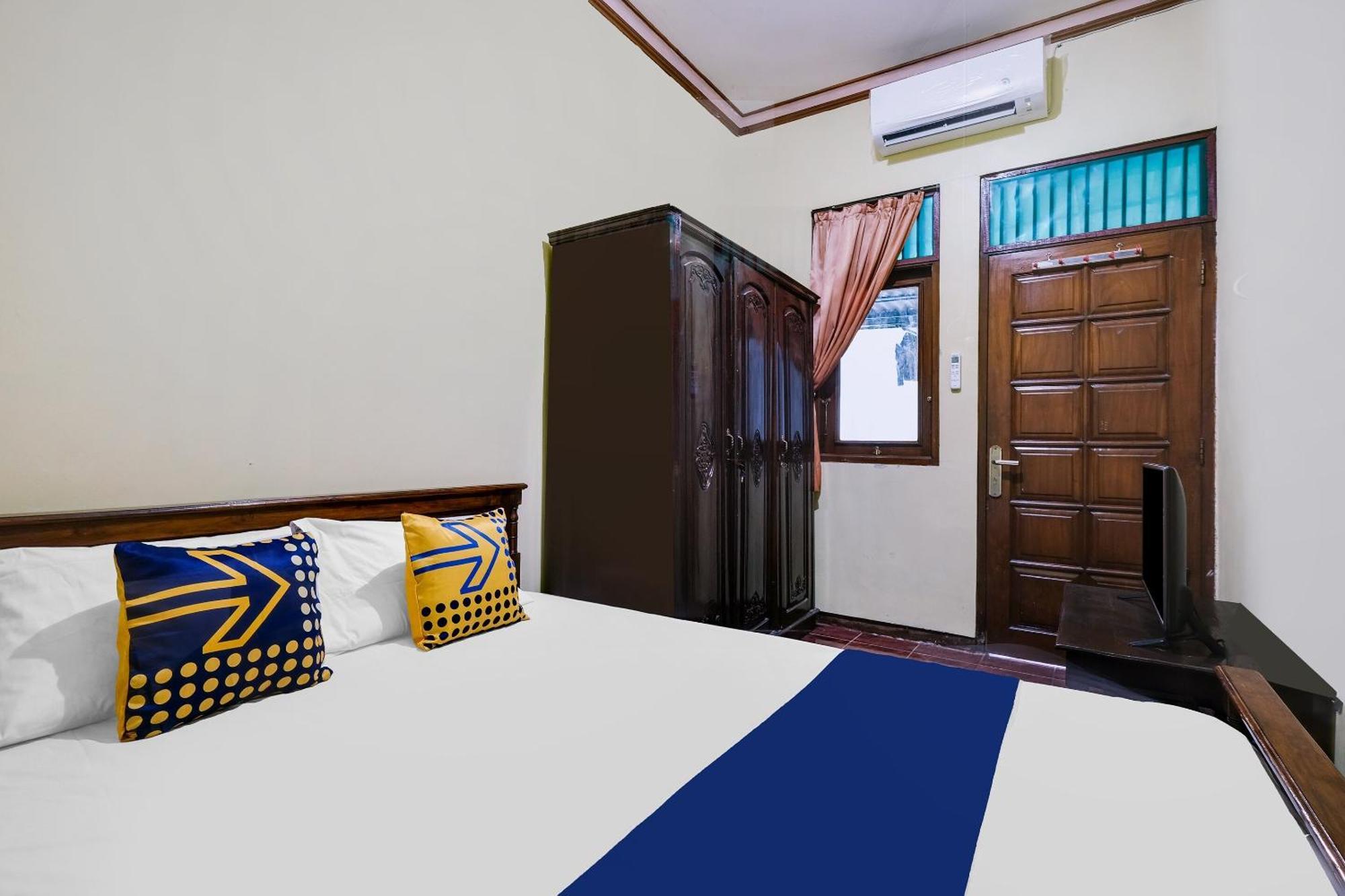 Spot On 92068 Pudja Kesuma Homestay Syariah Yogyakarta Pedes Exterior foto
